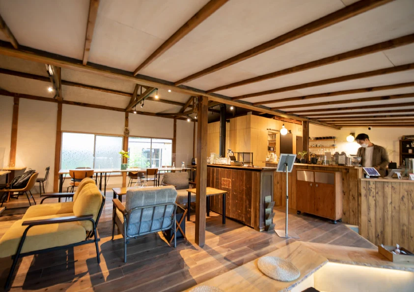 cawaz — Café interior